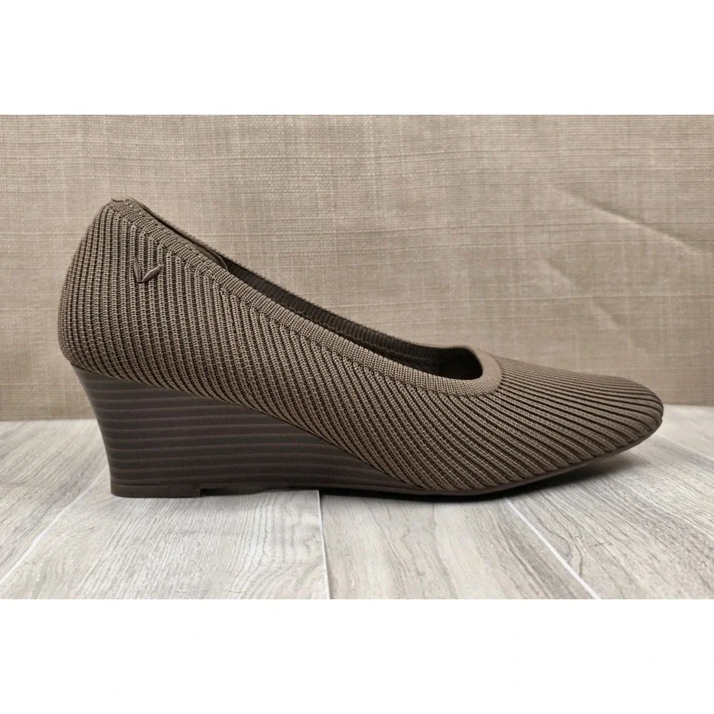 Vivaia Margot Brown Square Toe Knit Wedge Heels Pumps Women's Size EU 37 US 6.5